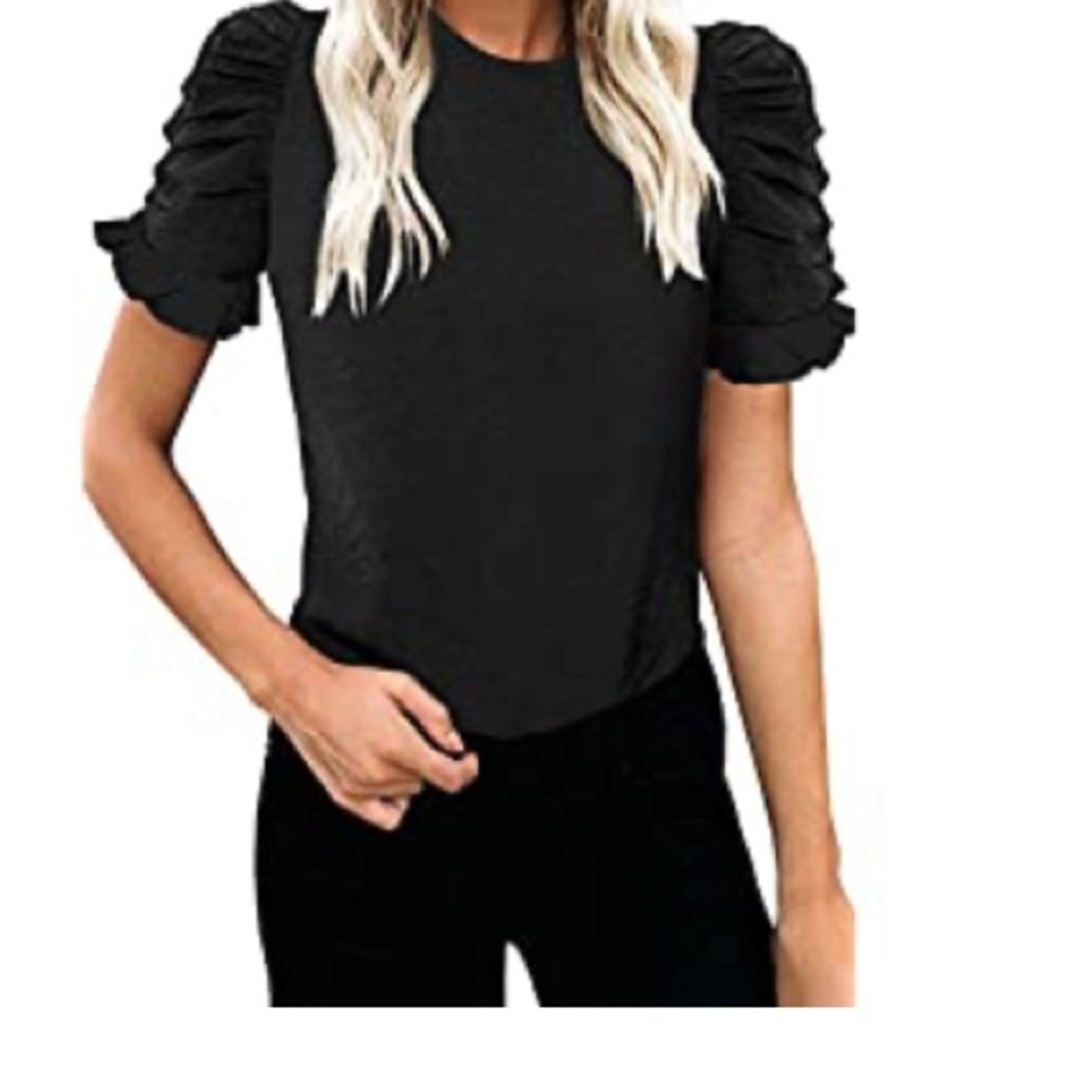 Black puff sleeve sweater. 2x . New